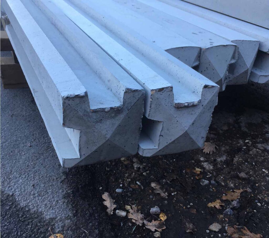 Concrete Corner Fence Post 8' 2440mm Daws Heath Timber Ltd